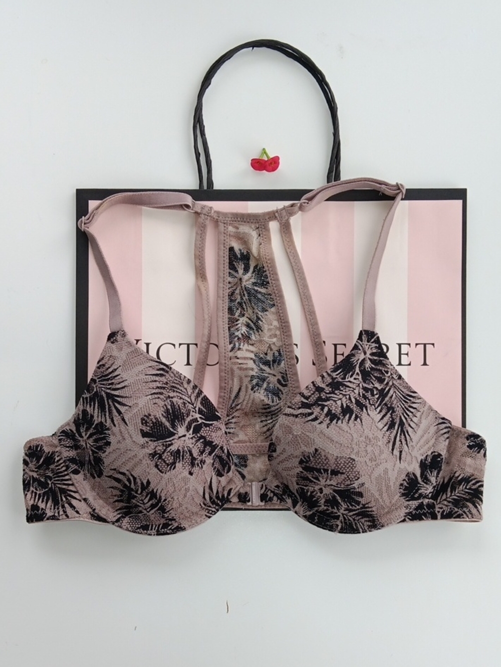 Victoria's Secret Pink Floral Lace Front-Back T-Back  Ligtly Lined Size 32AA